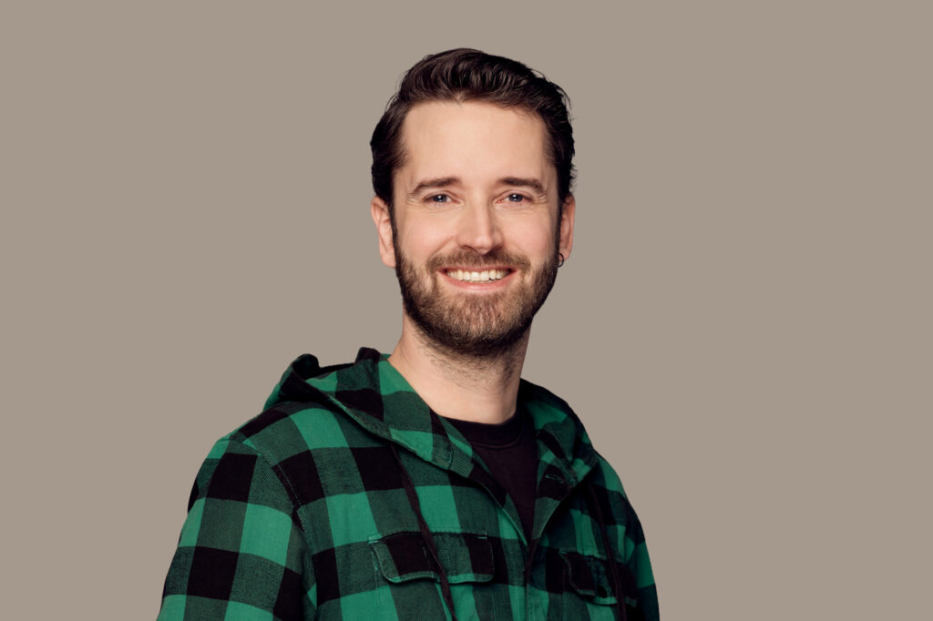 Portretfoto - website 300 dpi - 2560x1760 -Jip Loots - khaki